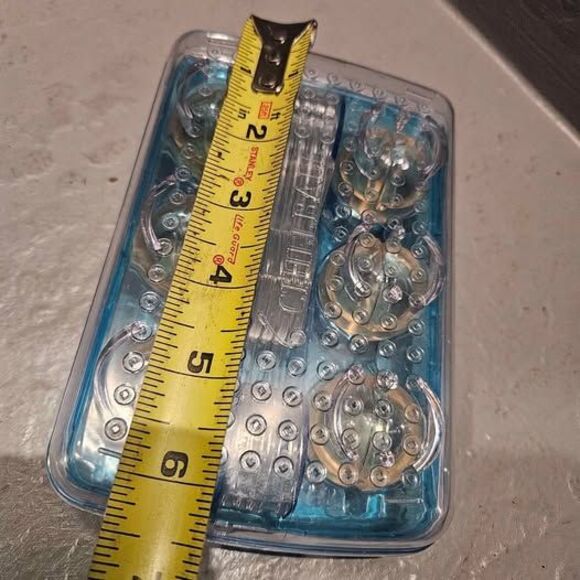 Chill Balls Ice Cubes with Storage Case Barware Wine Ware Reuable Ice Cubes - Picture 3 of 4